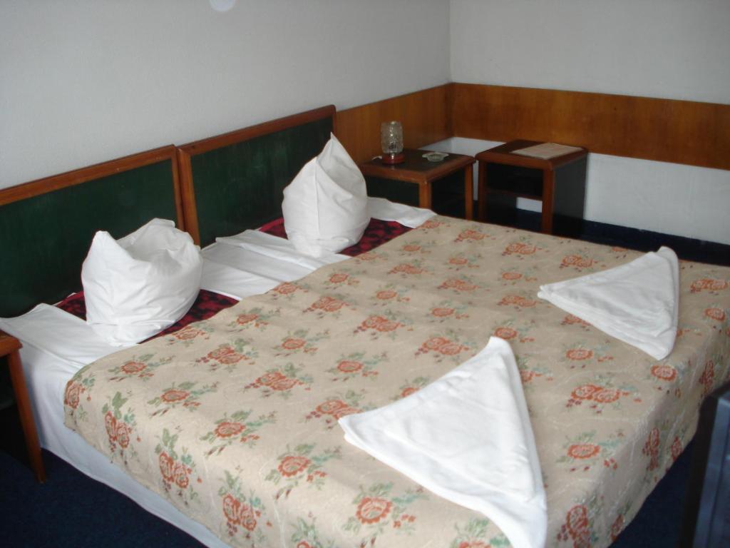 Hotel Tosca มันกาเลีย ห้อง รูปภาพ